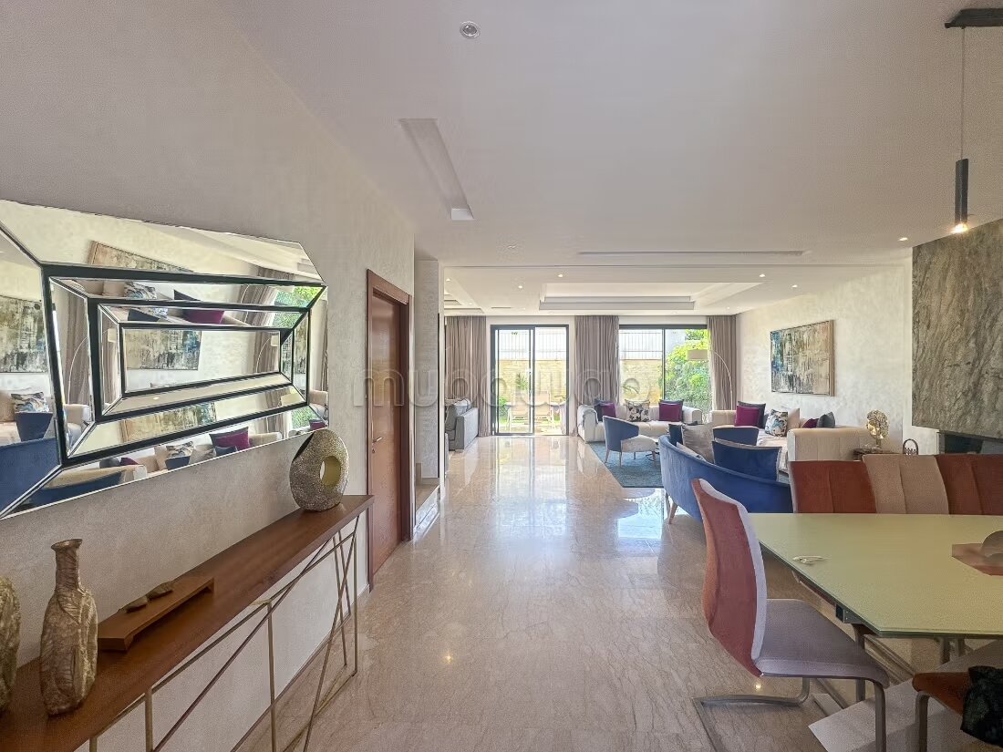 Villa 317 m² à louer à Dar Bouazza — Photo 12