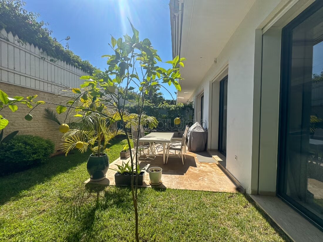 Villa for sale in Dar Bouazza - 327 m² — Photo 8