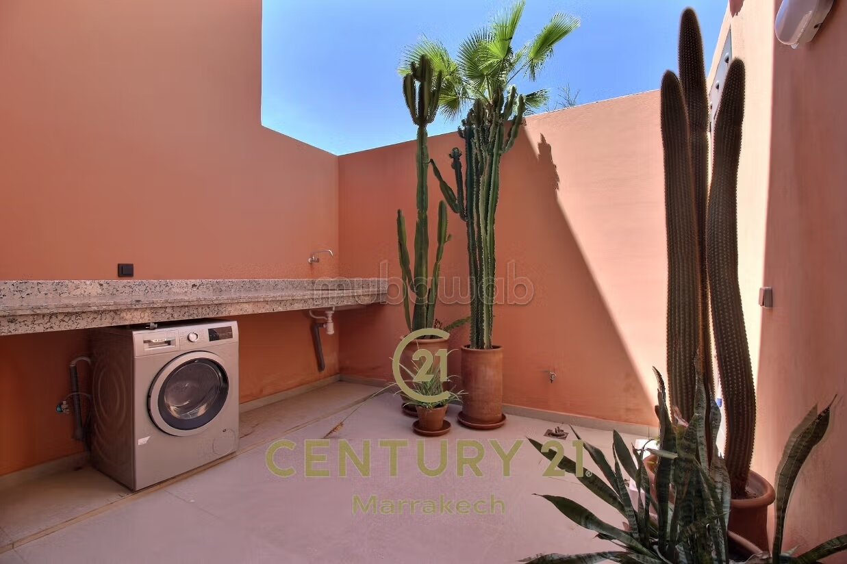 New Villa 200 m² for Rent in Marrakech (Bab Atlas) — Photo 10