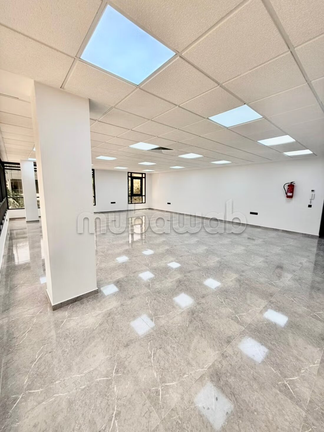 Office 500 m² for rent in Rabat — Photo 3