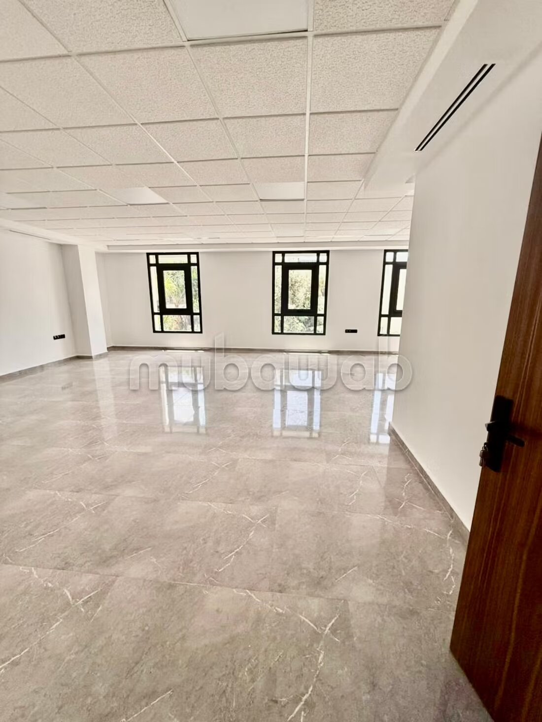 Office 500 m² for rent in Rabat — Photo 6