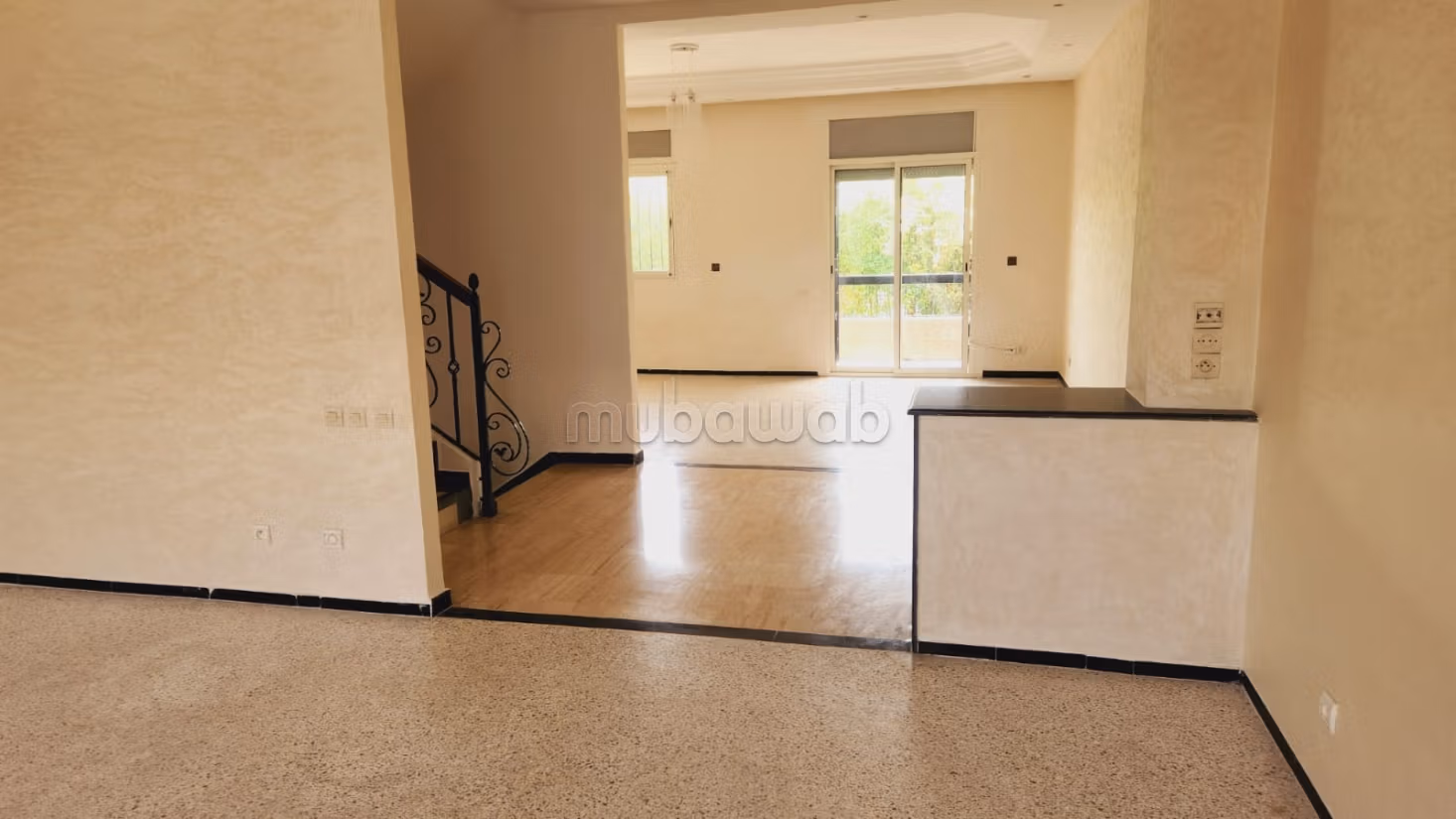 Villa triplex 300 m² à louer à Casablanca — Photo 15
