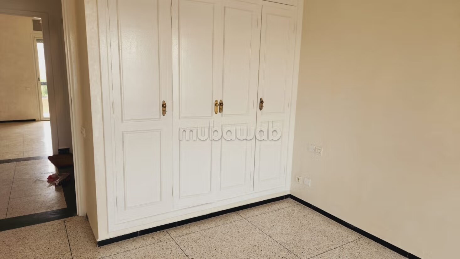 Villa triplex 300 m² à louer à Casablanca — Photo 22