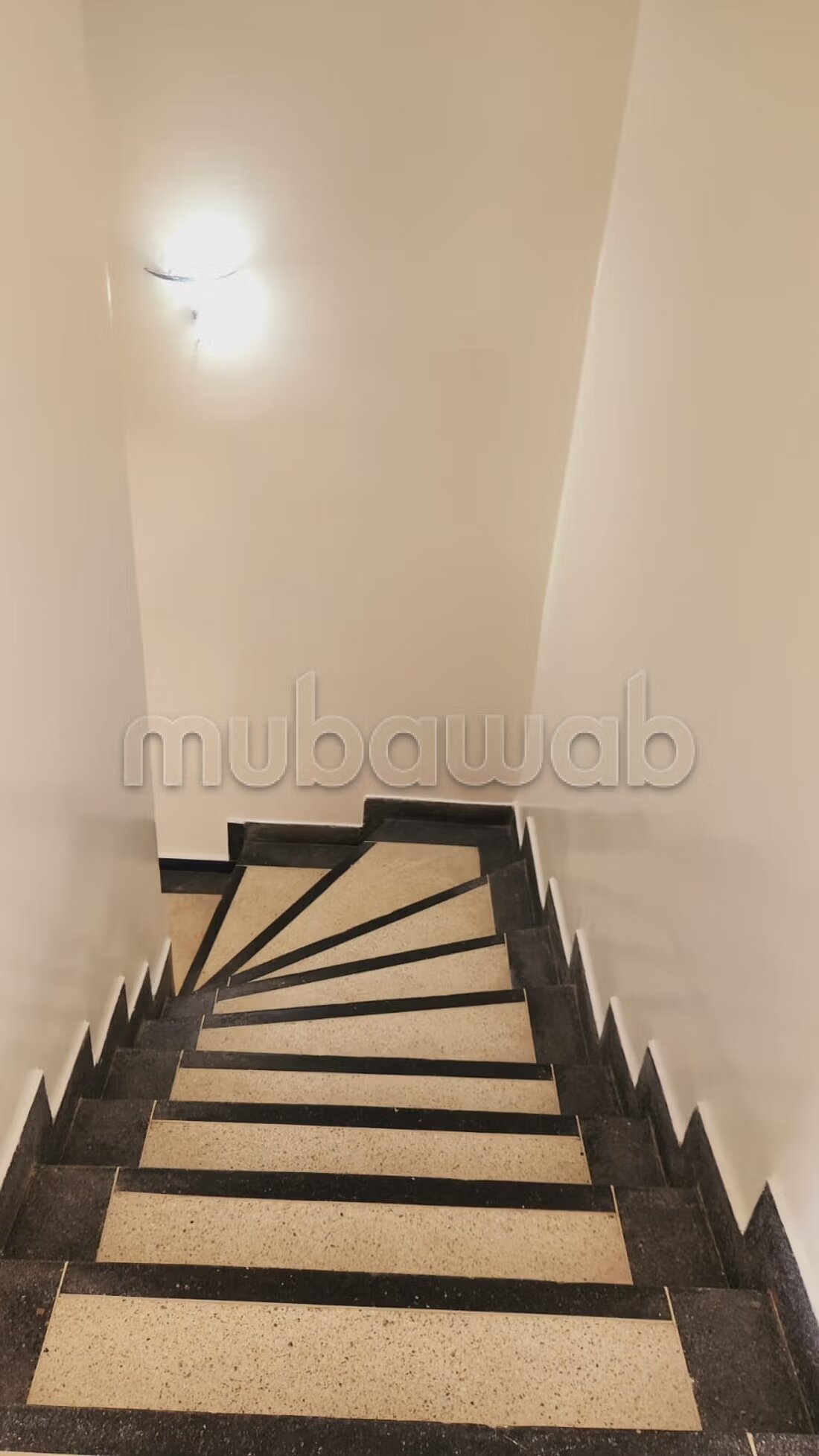 Villa triplex 300 m² à louer à Casablanca — Photo 32