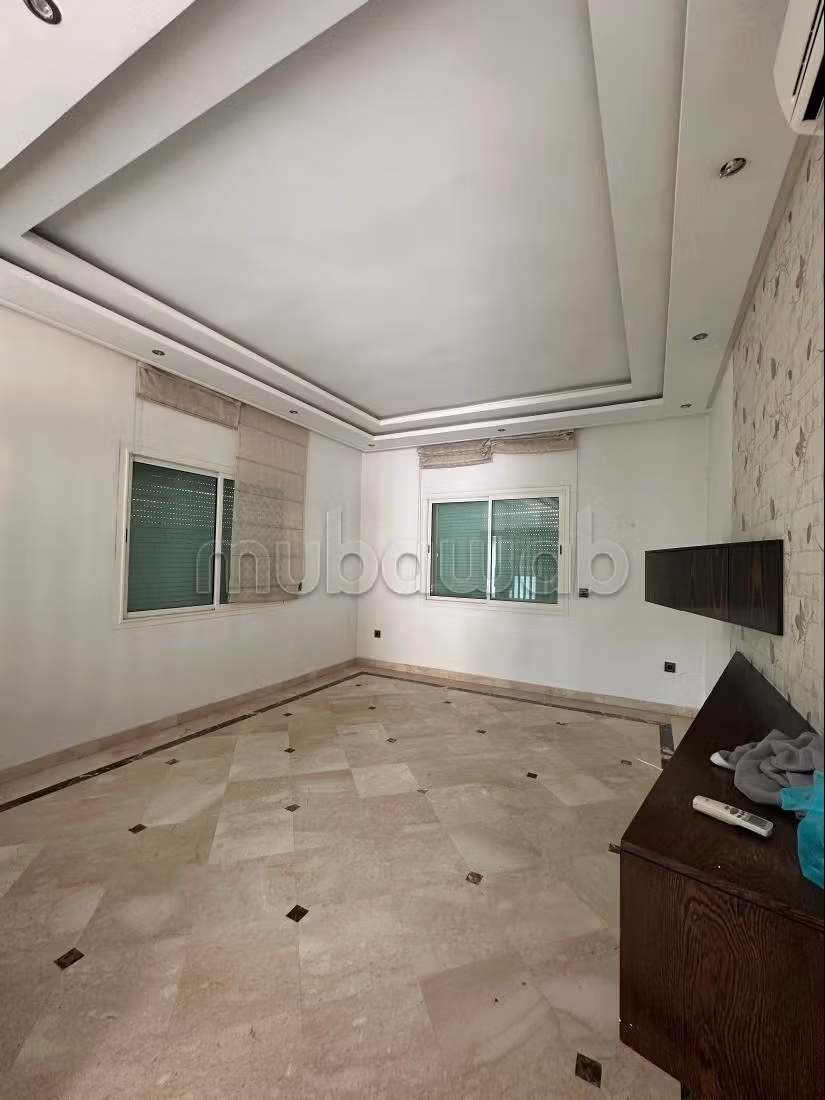 Villa 215 m² à louer à Casablanca — Photo 16