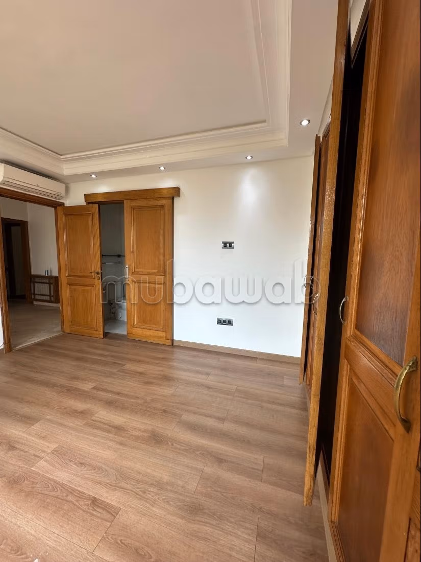 Villa 215 m² à louer à Casablanca — Photo 34