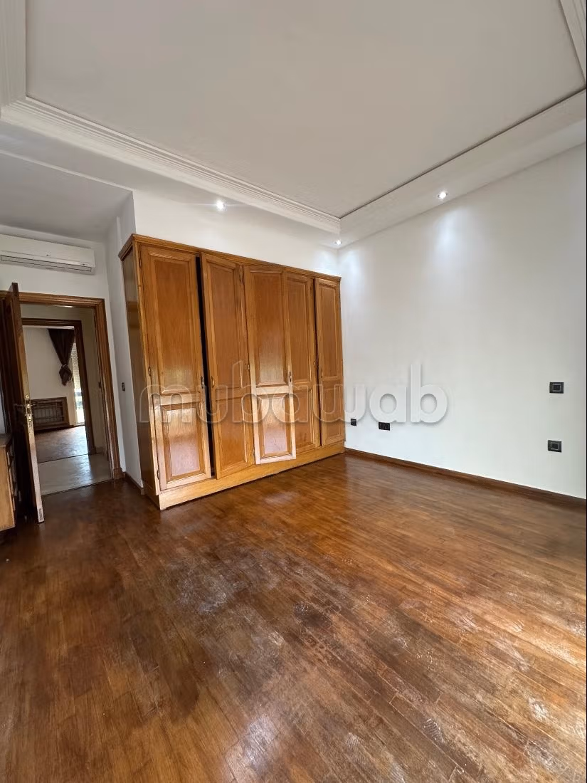 Villa 215 m² à louer à Casablanca — Photo 46