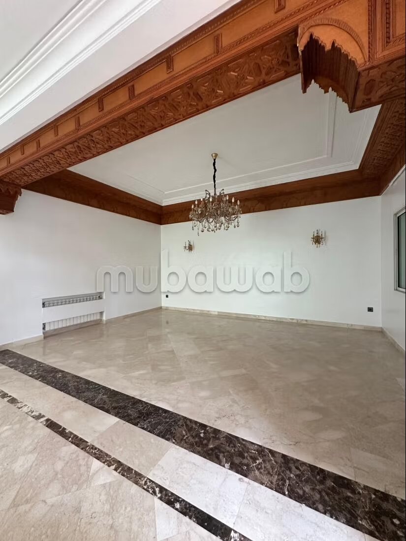 Villa 215 m² à louer à Casablanca — Photo 13