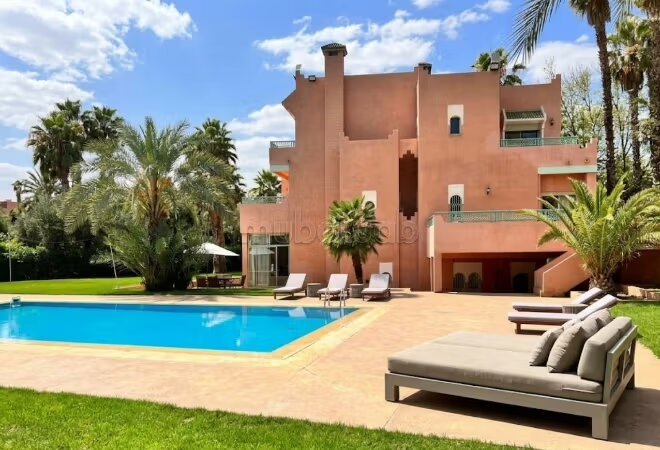 Villa 360 m² for rent in Marrakech (Amelkis) — Photo 12