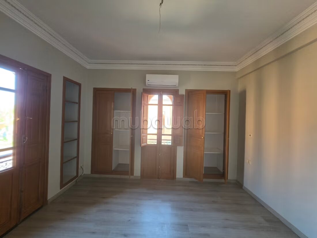 فيلا ٢٥٠م٢ للإيجار في مراكش — Photo 13