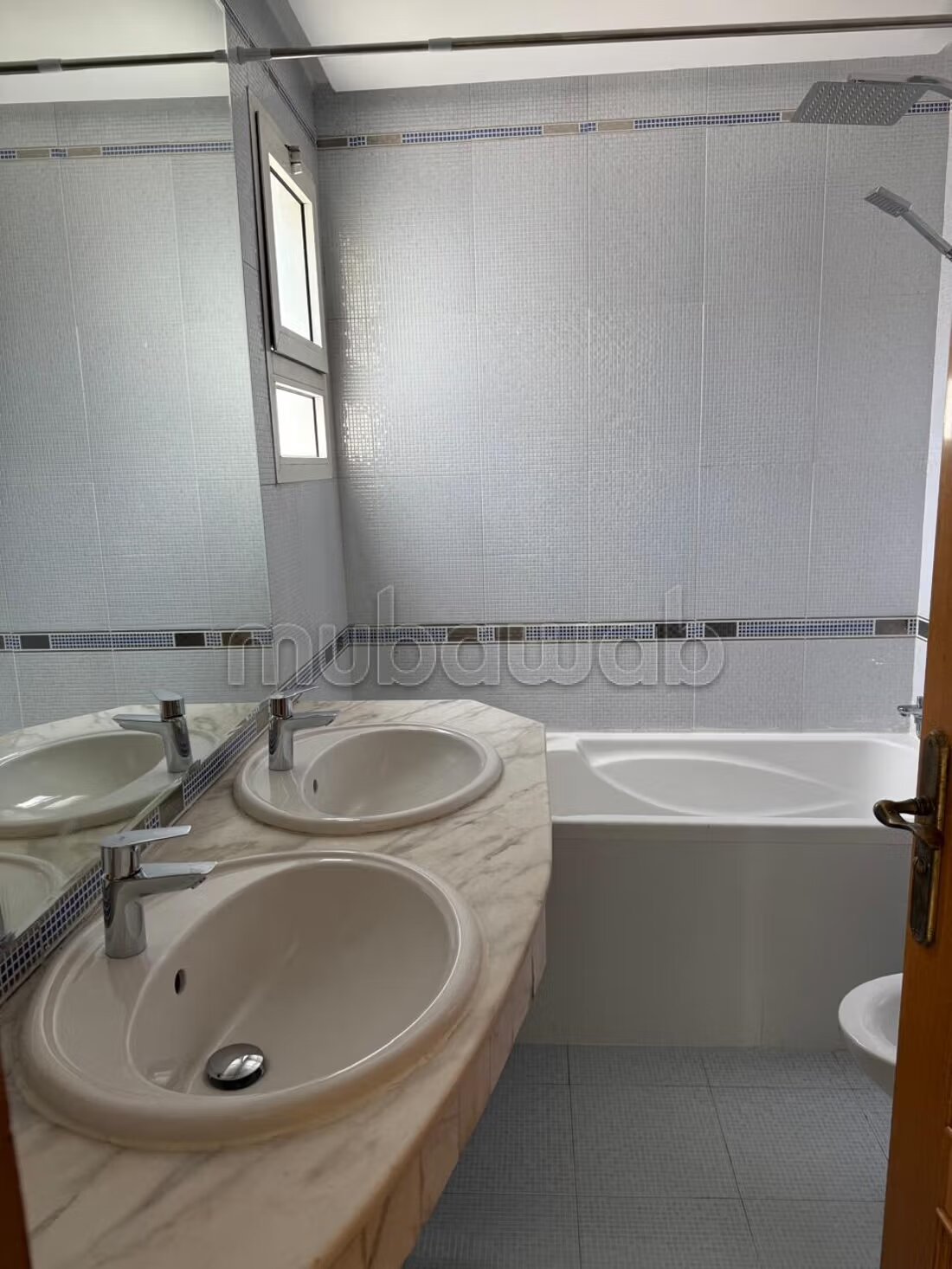 شقة للايجار 220م² في الدار البيضاء — Photo 10