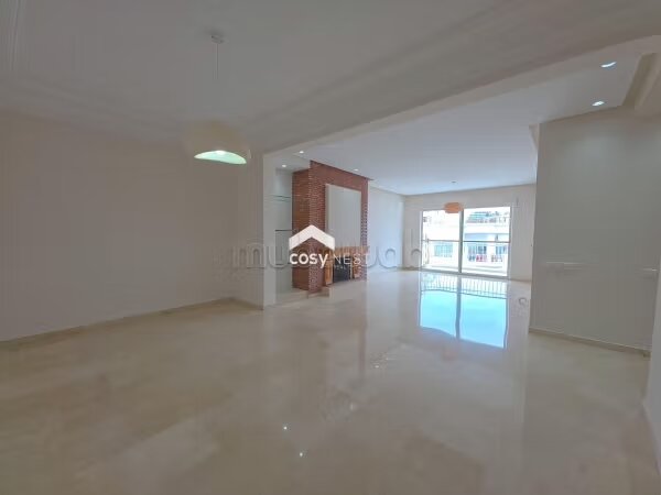 شقة للايجار 220م² في الدار البيضاء — Photo 24