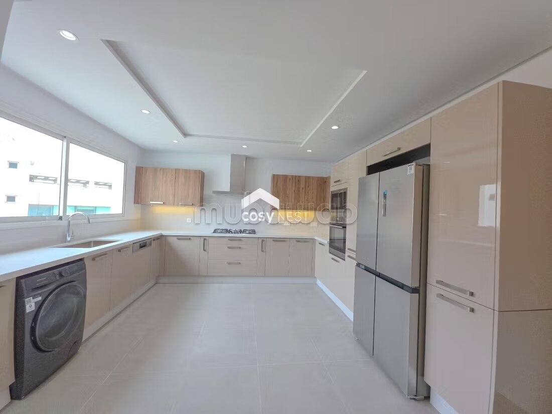 Appartement 220 m² rénové à louer à Casablanca — Photo 15
