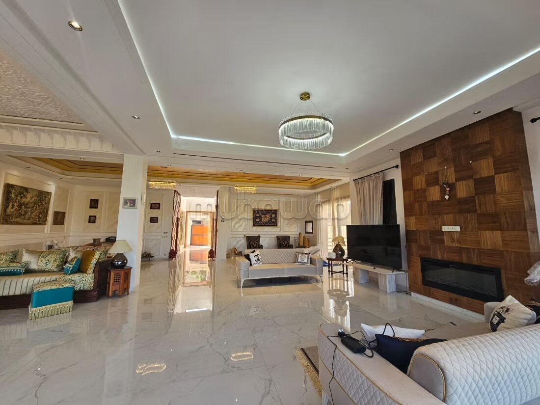 Villa neuve 300 m² à louer à Marrakech — Photo 97