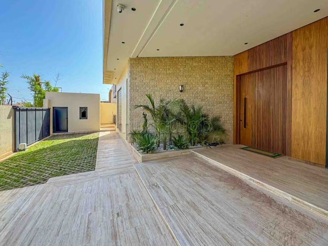 Villa neuve 300 m² à louer à Marrakech — Photo 167
