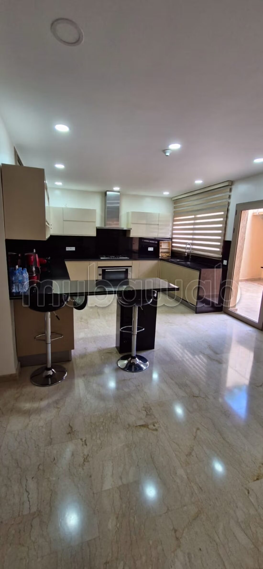 Villa neuve 300 m² à louer à Marrakech — Photo 186