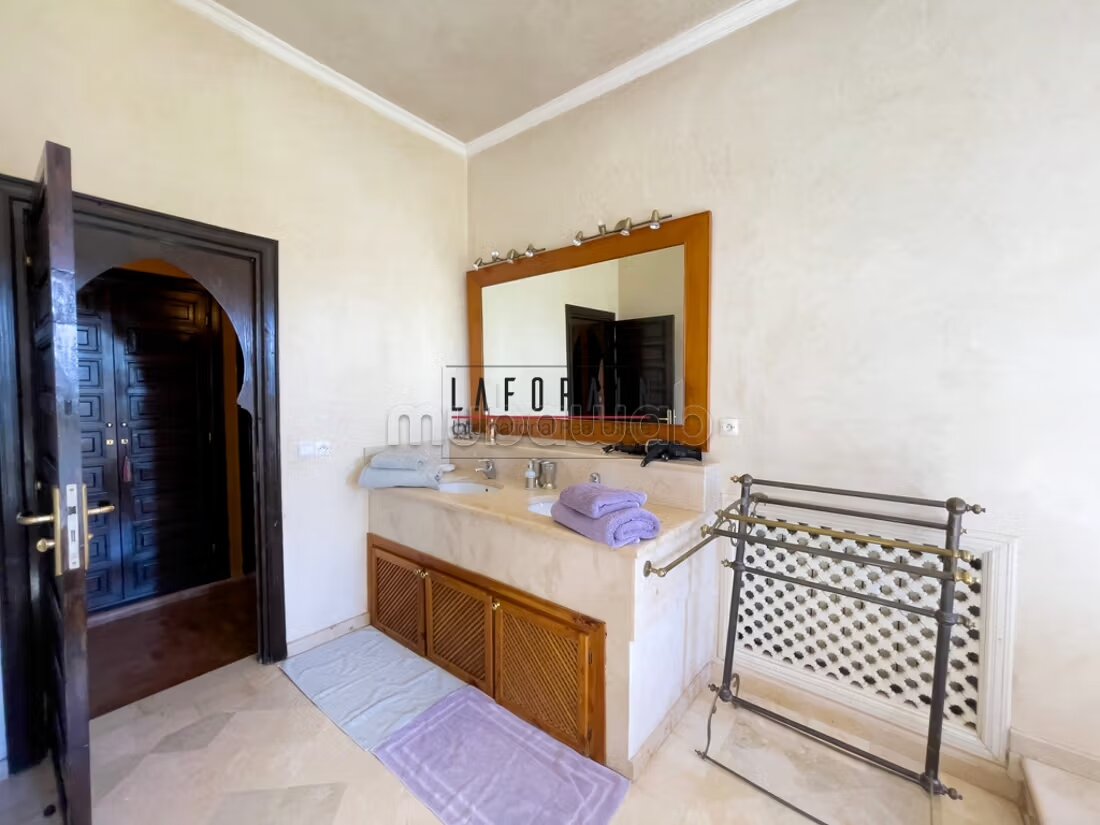 Villa neuve 300 m² à louer à Marrakech — Photo 201
