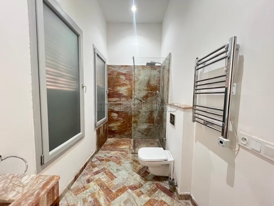Villa neuve 300 m² à louer à Marrakech — Photo 343