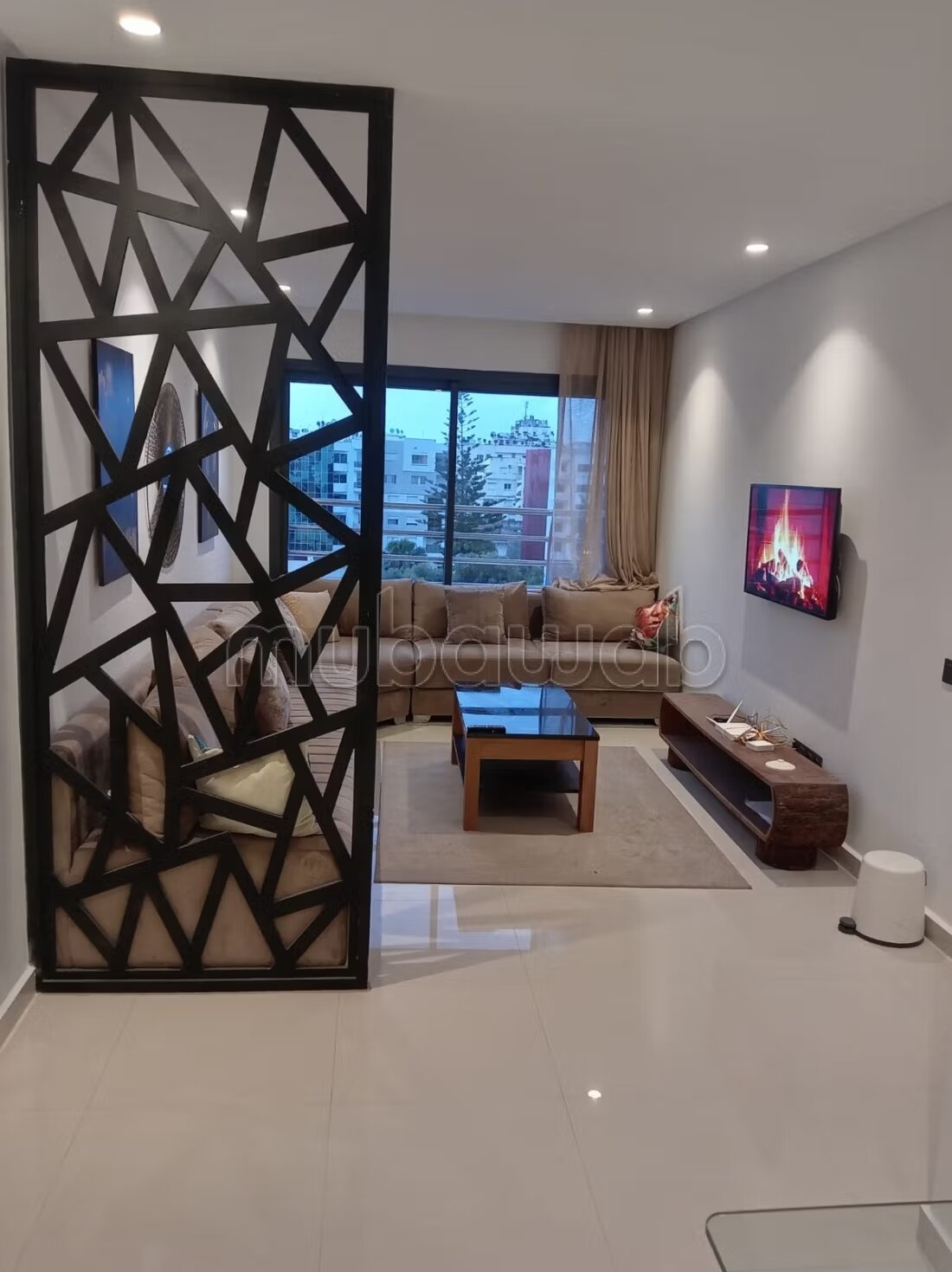 Appartement 85 m² à louer à الدار البيضاء — Photo 3