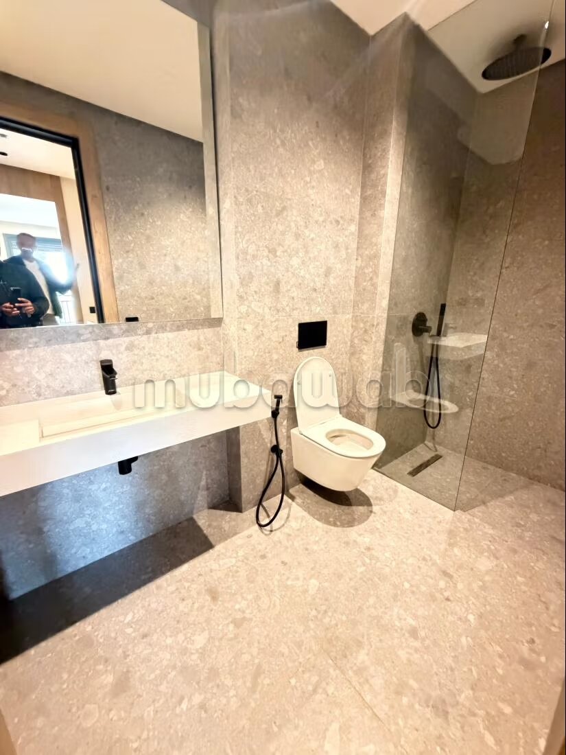 Duplex Apartment 150 m² for Rent in Souissi, Rabat — Photo 12