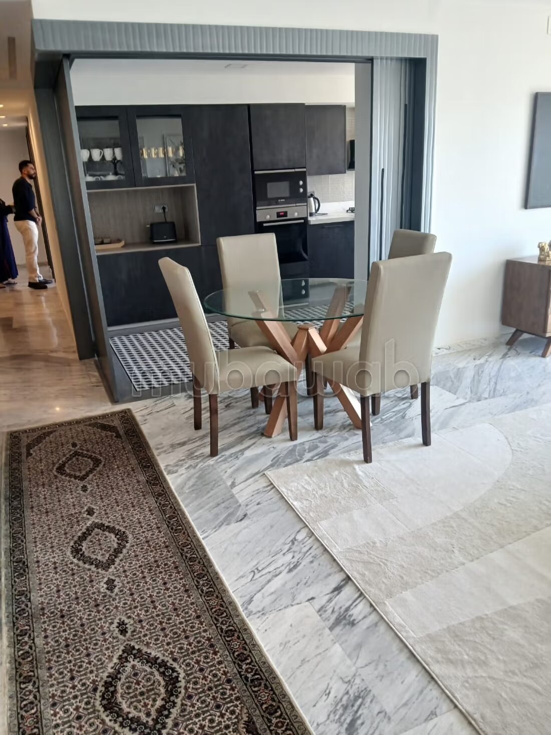 Appartement 175 m² à louer à Rabat — Photo 359