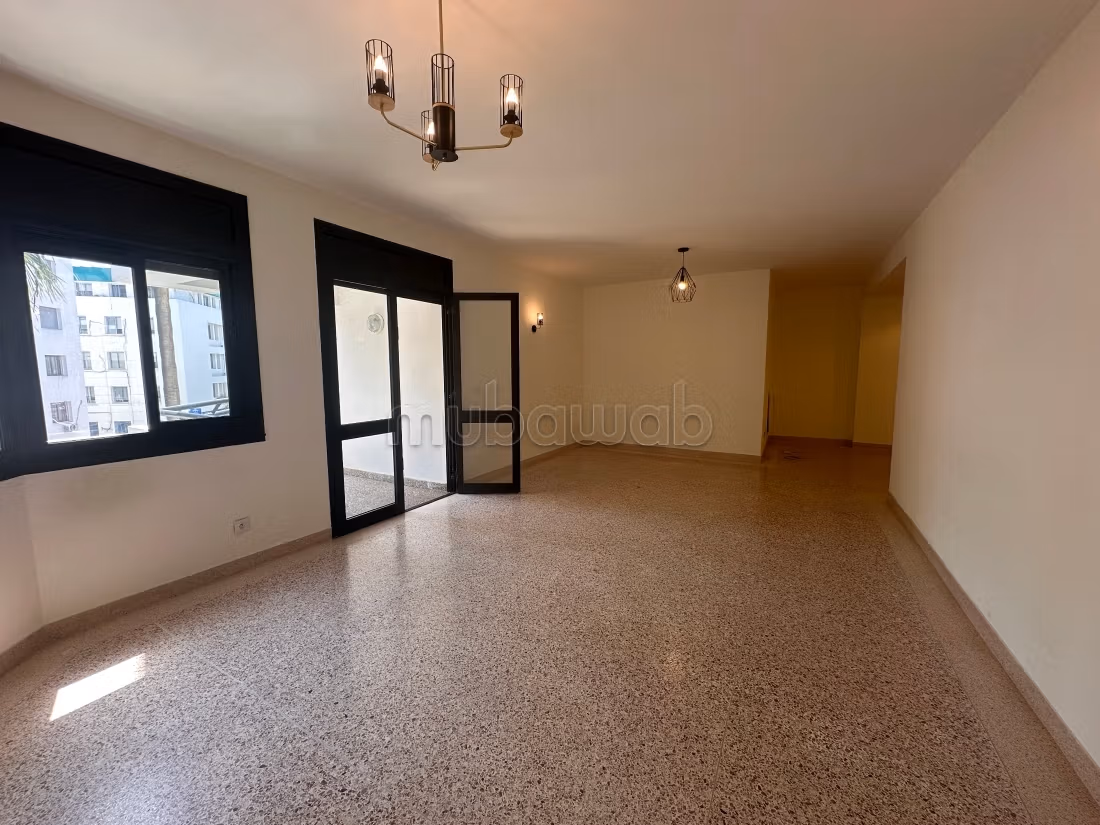 Appartement 170 m² à louer à Rabat, Hassan Centre Ville — Photo 2