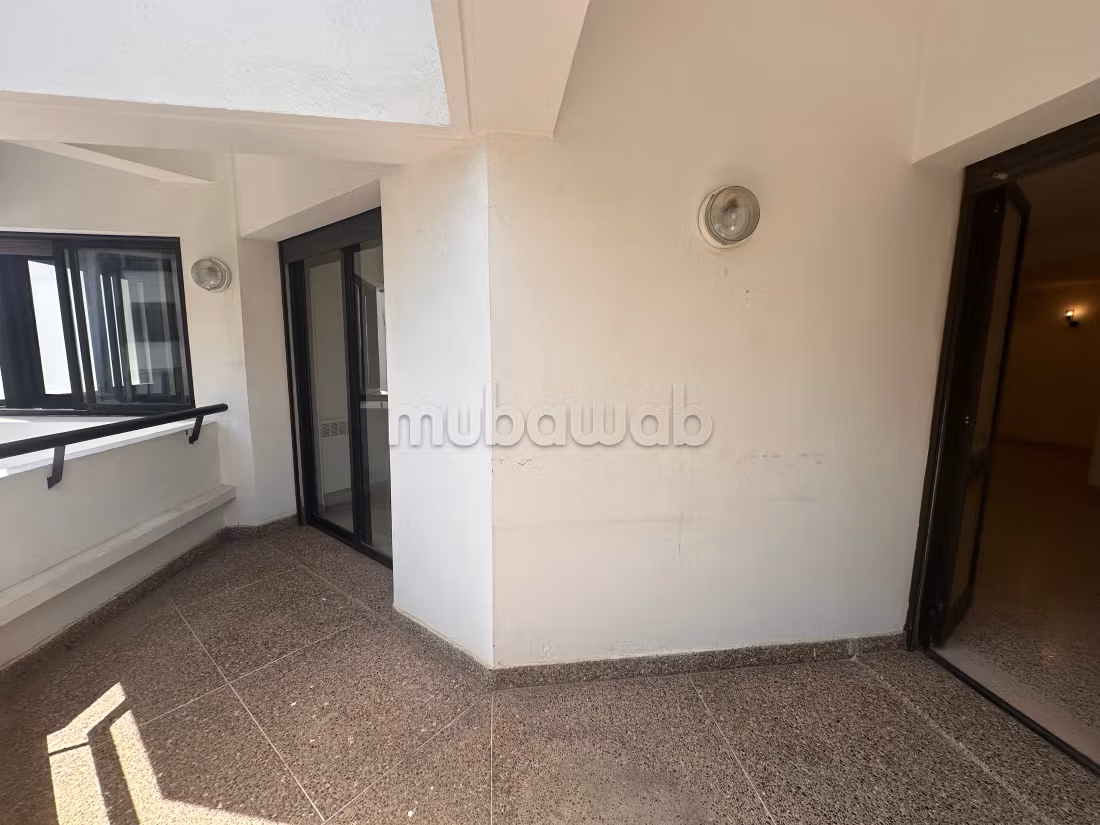 Appartement 170 m² à louer à Rabat, Hassan Centre Ville — Photo 6