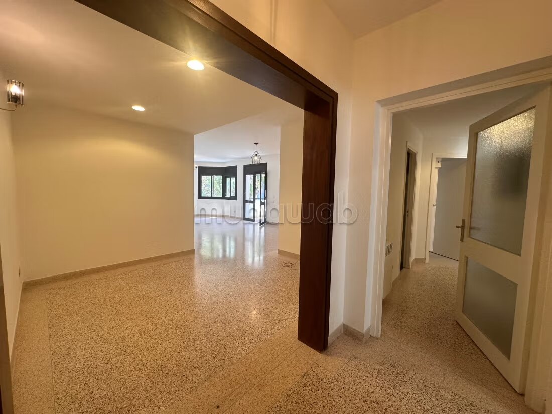 Appartement 170 m² à louer à Rabat, Hassan Centre Ville — Photo 7