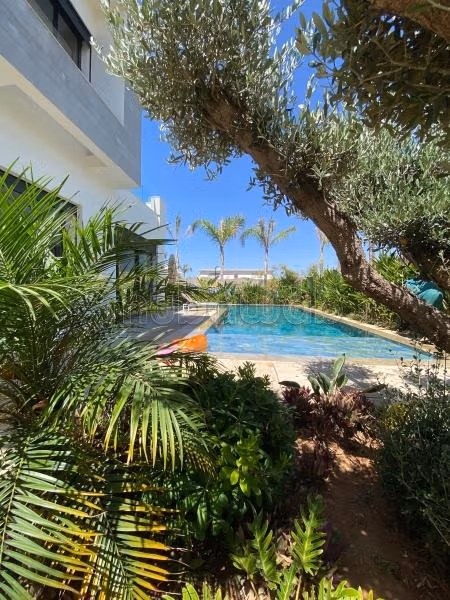 Villa 500 m² for rent in Rabat — Photo 5