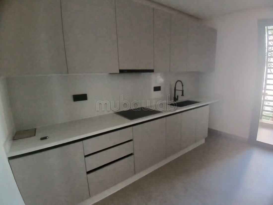 170 m² Apartment for Rent in Rabat (Souissi) — Photo 18