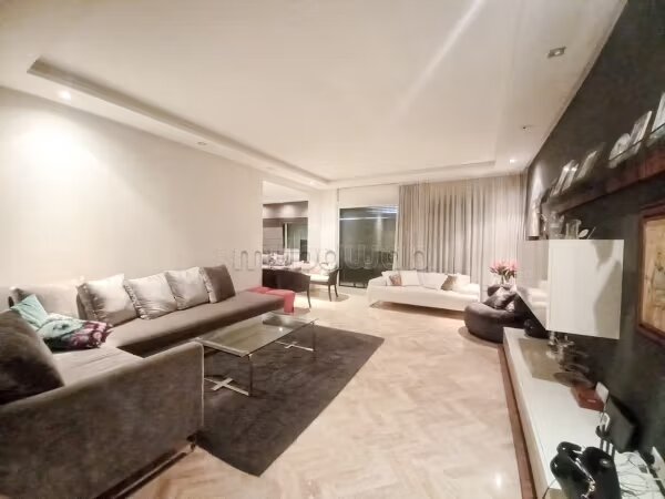 شقة حديثة 165 م² للإيجار في الرباط — Photo 25
