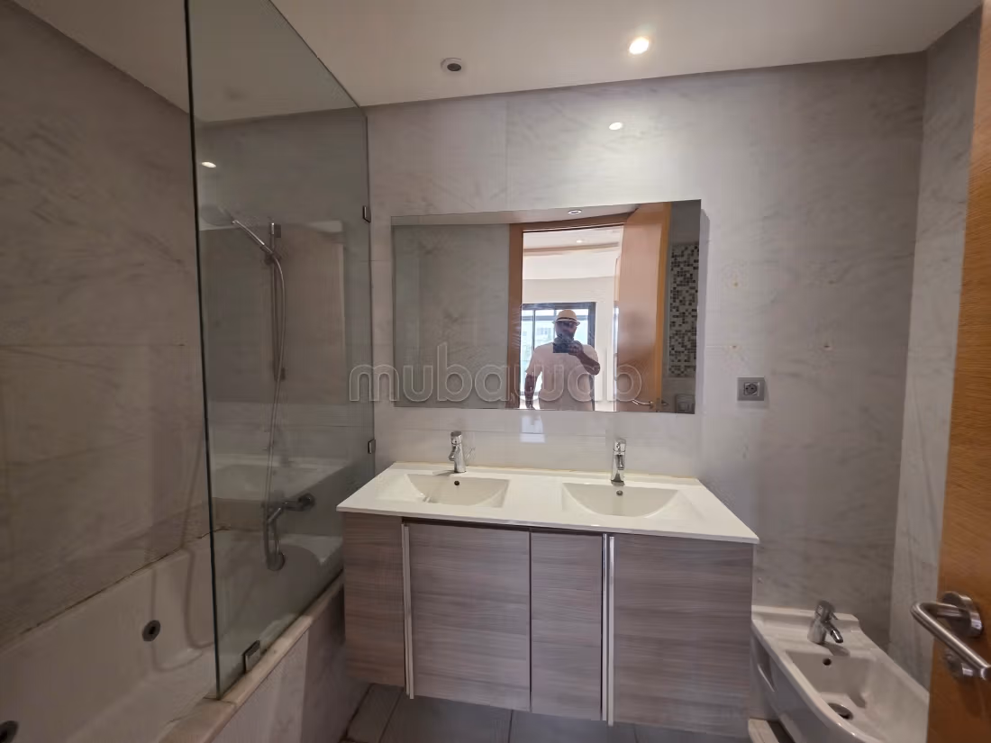 Appartement 100 m² à louer à Rabat (Prestigia) — Photo 2