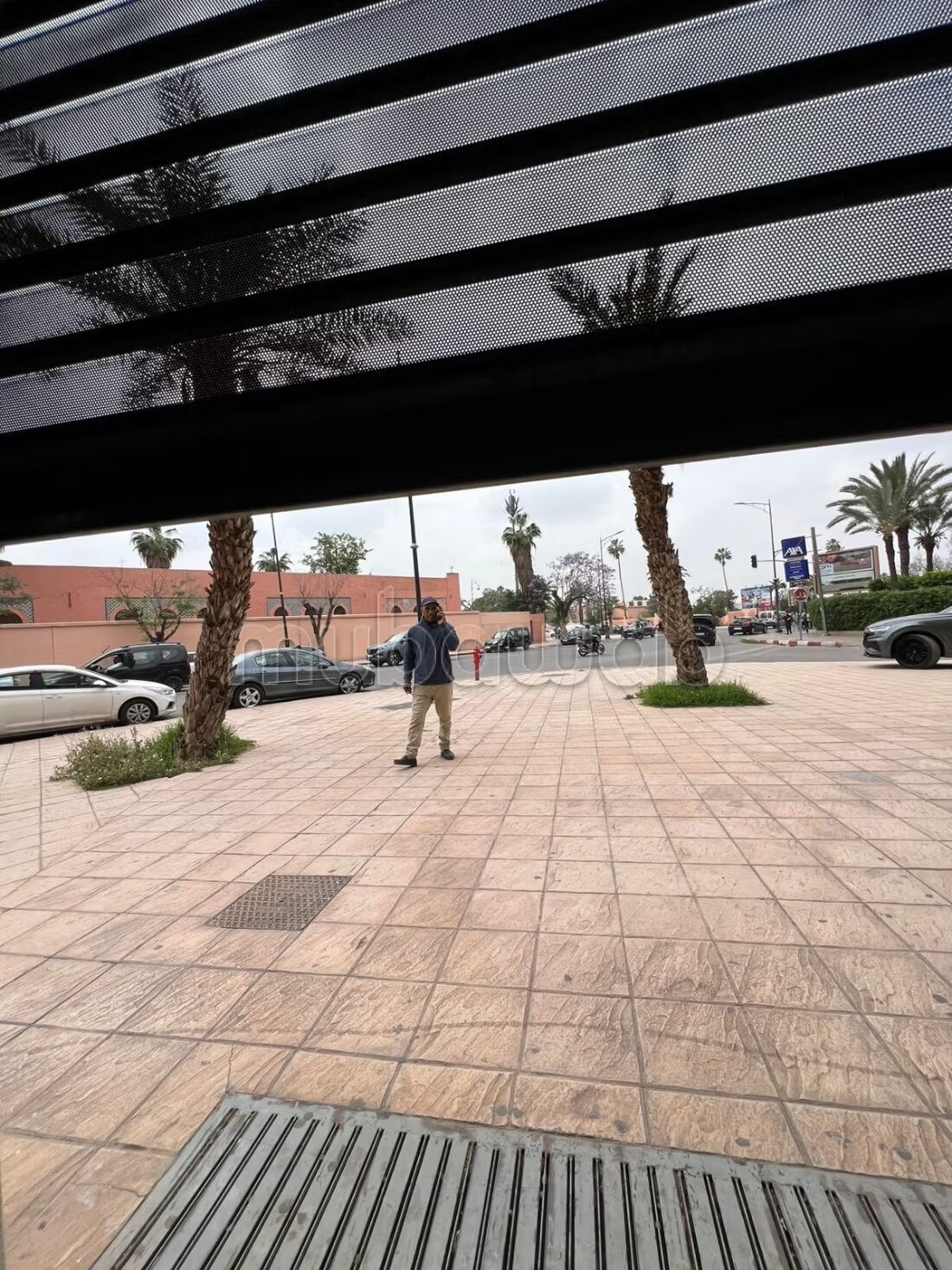 Office 306 m² for rent in Marrakech — Photo 5
