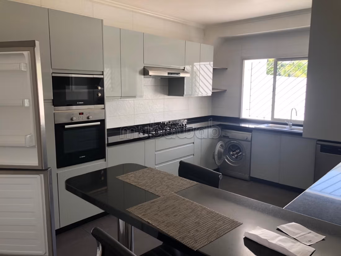 Furnished Villa 1200 m² for Rent in Rabat - Hay Riad — Photo 16