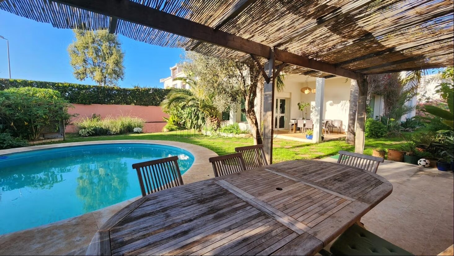 Villa 470 m² for rent in Dar Bouazza — Photo 4