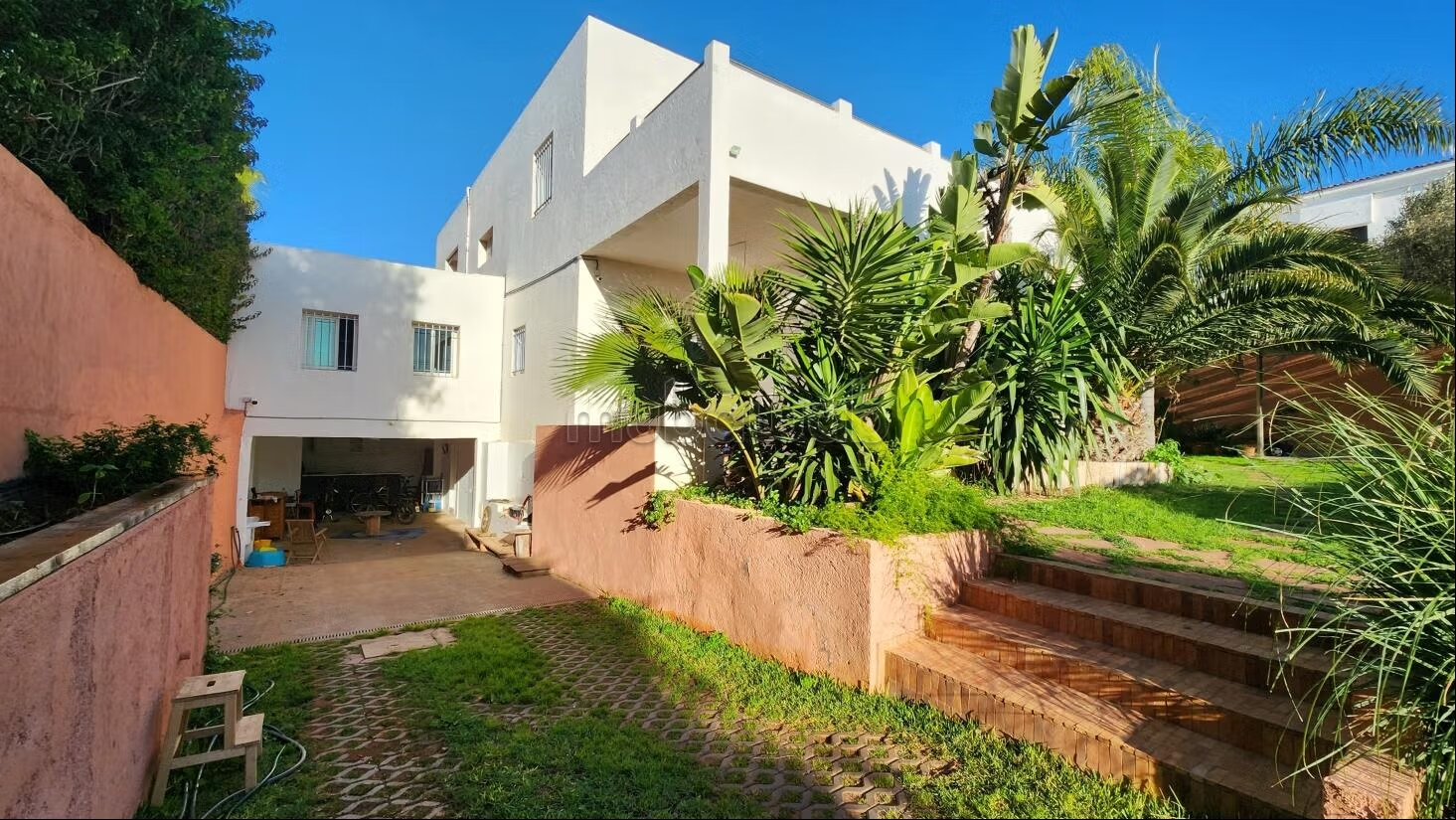 Villa 470 m² for rent in Dar Bouazza — Photo 8