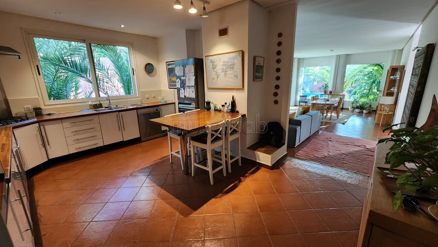 Villa 470 m² for rent in Dar Bouazza — Photo 17