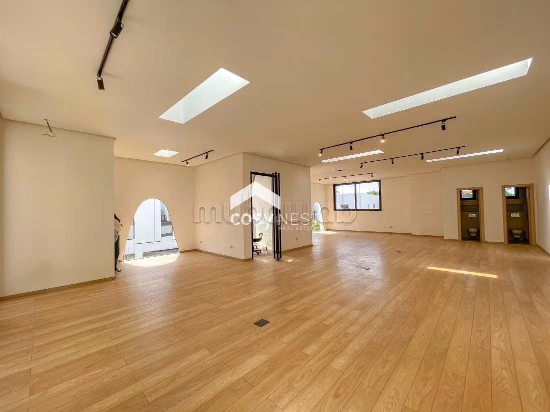 Bureau 157 m² à louer à Casablanca CIL Hay Salam — Photo 3