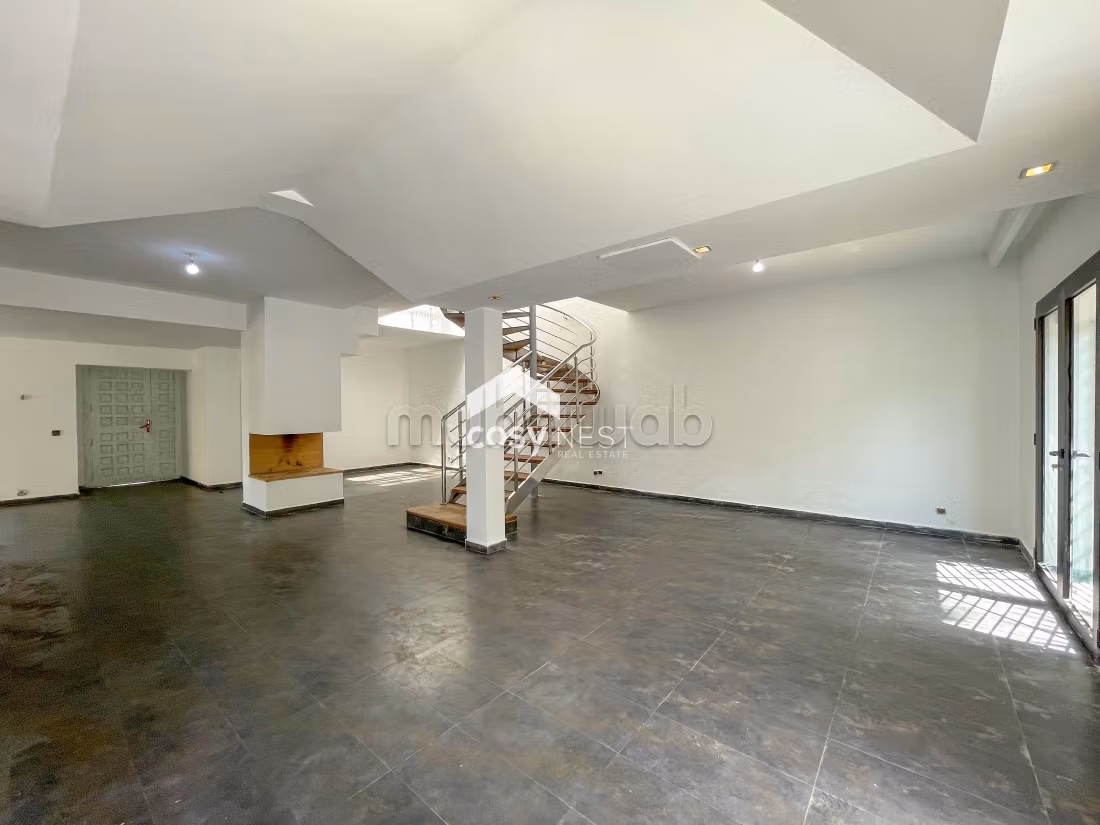 Villa de 450 m² à louer à Ain Diab, Casablanca — Photo 8