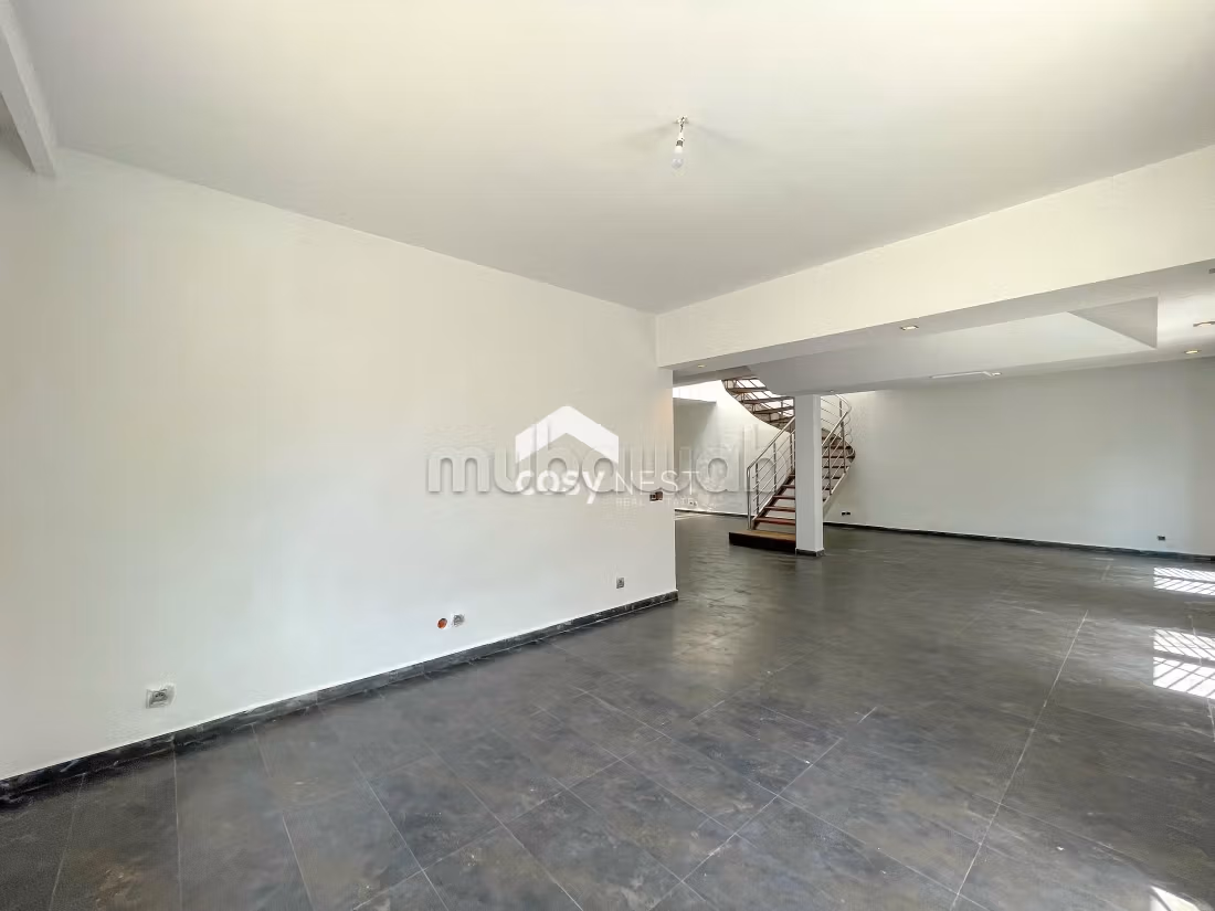 Villa de 450 m² à louer à Ain Diab, Casablanca — Photo 10