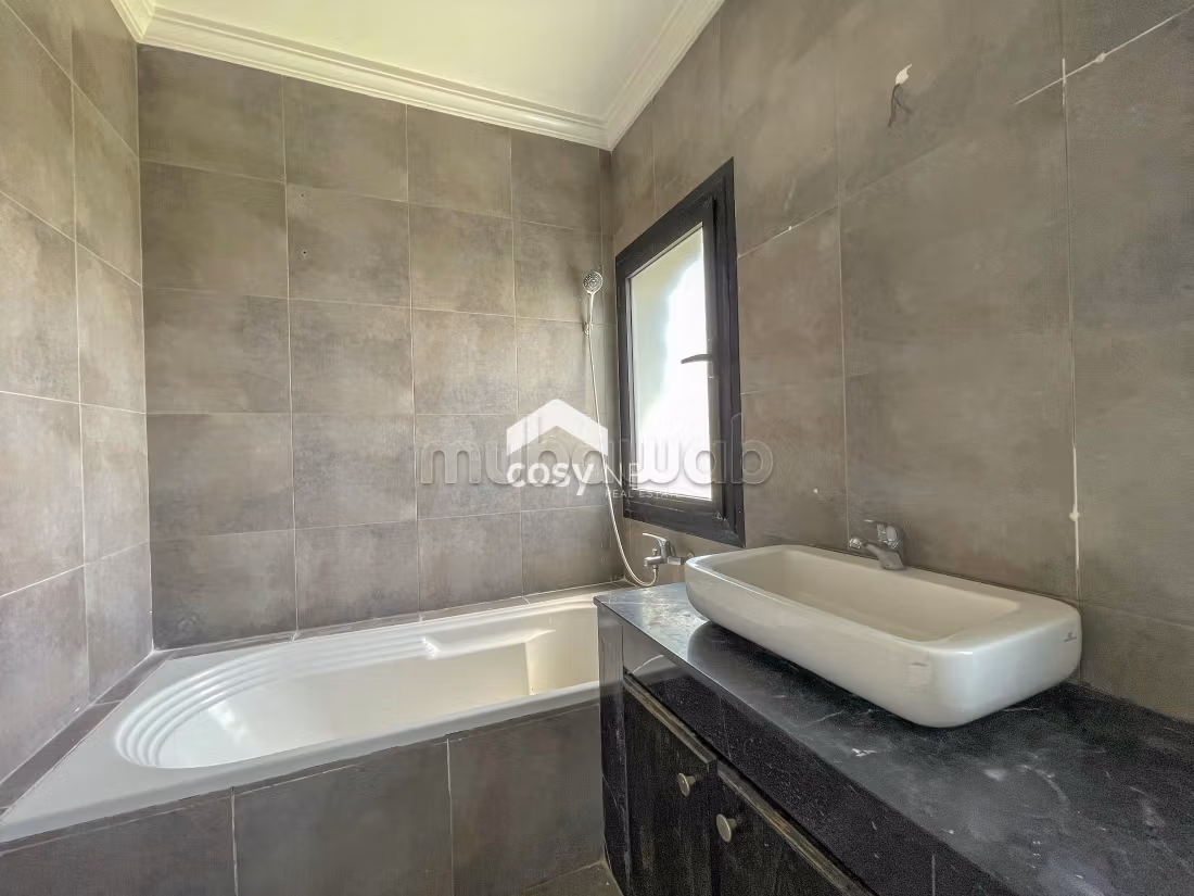 Villa de 450 m² à louer à Ain Diab, Casablanca — Photo 42