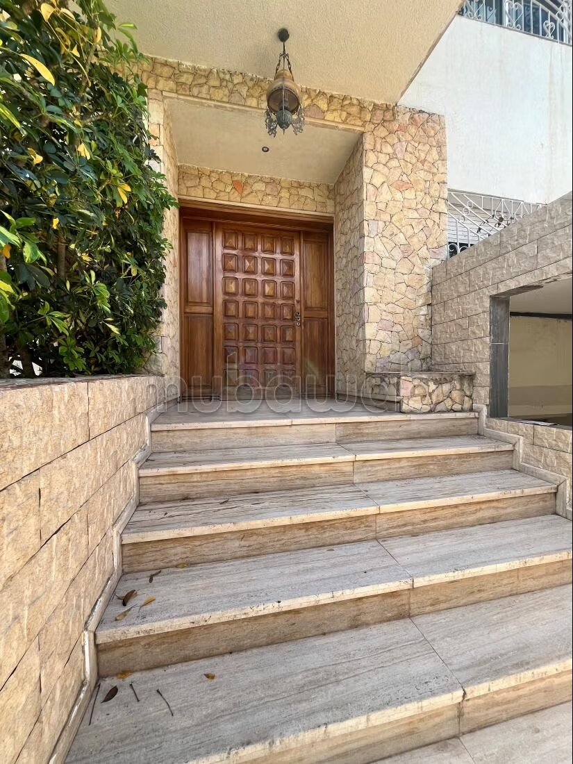 فيلا ٢٥٠م٢ للإيجار في الدار البيضاء — Photo 5