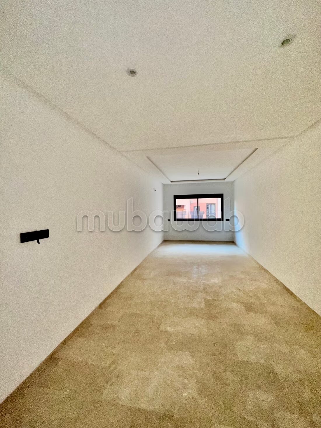 Beautiful empty apartment for rent in Semlalia. 100 meters