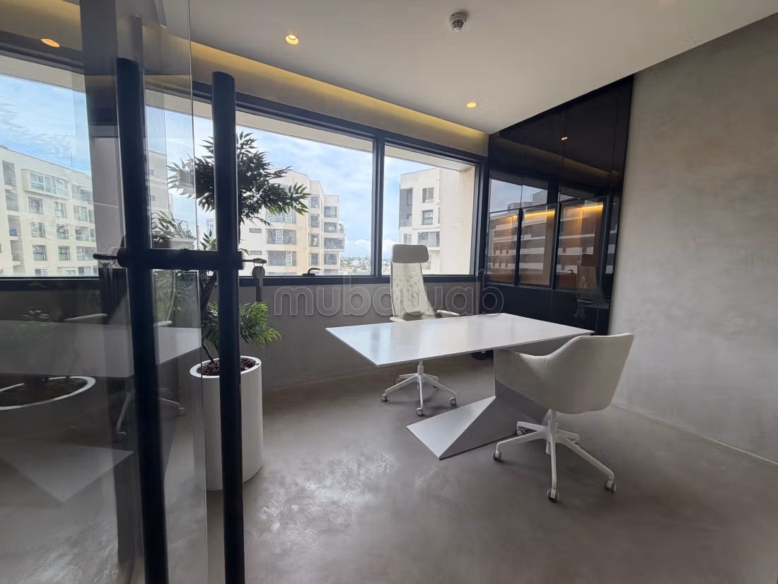Bureaux 180 m² à louer à Casablanca Finance City — Photo 9