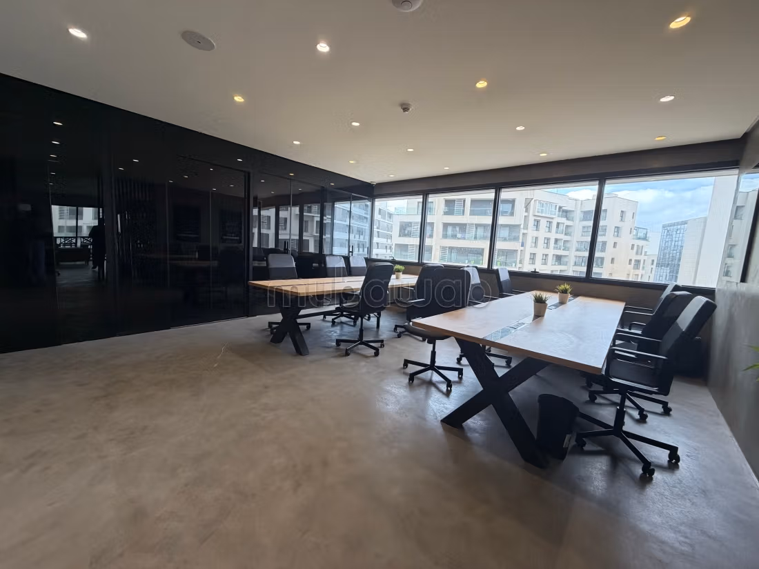 Bureaux 180 m² à louer à Casablanca Finance City — Photo 25