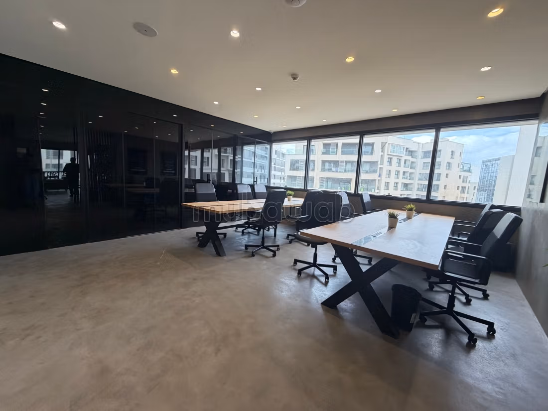 Bureaux 180 m² à louer à Casablanca Finance City — Photo 27