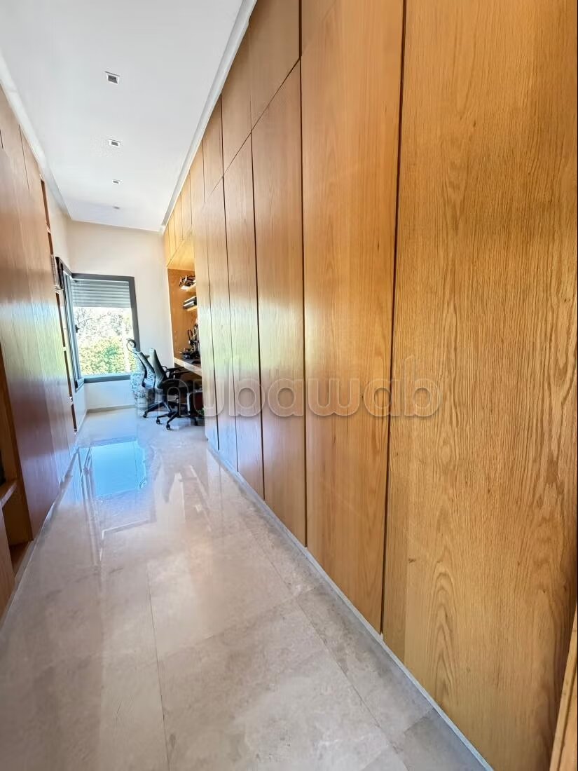 شقة 3 غرف 160 م² للإيجار في الرباط (سويسى) — Photo 11