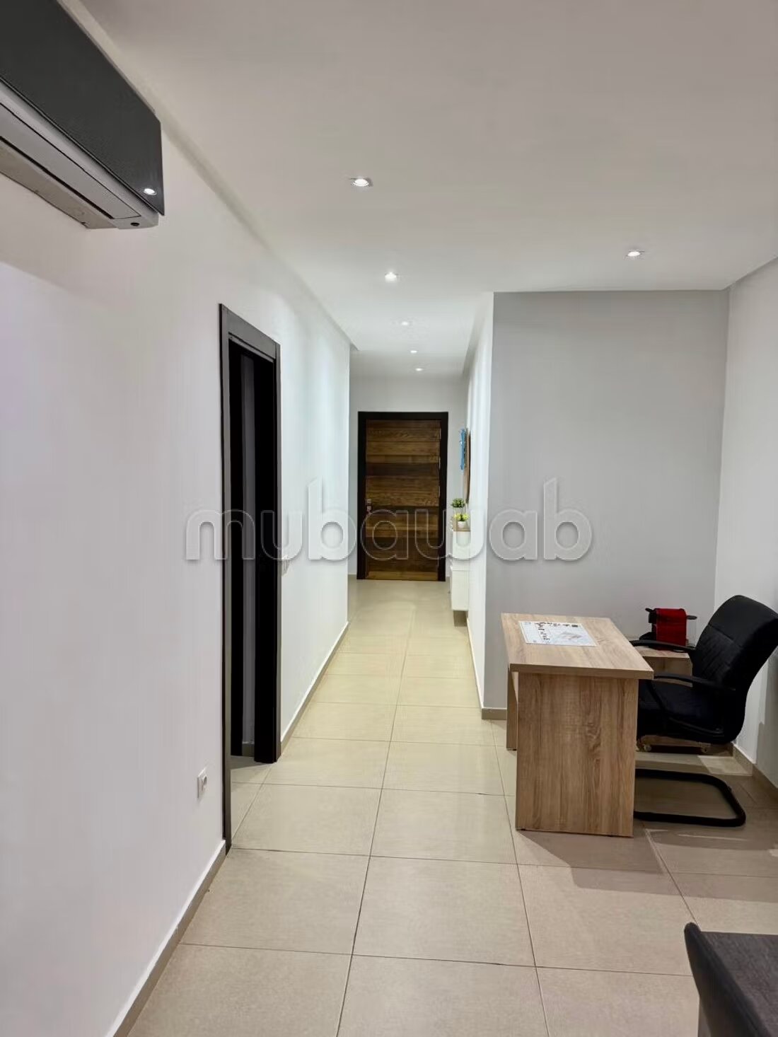 شقة 3 غرف 160 م² للإيجار في الرباط (سويسى) — Photo 218