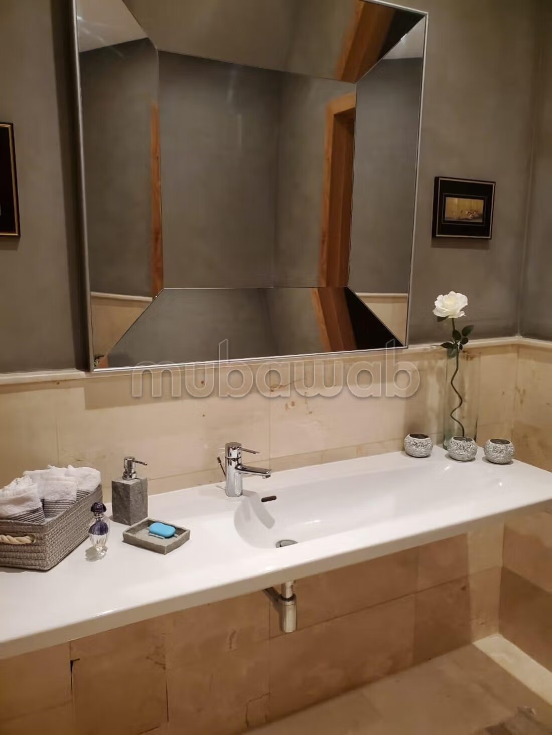 شقة 3 غرف 160 م² للإيجار في الرباط (سويسى) — Photo 342