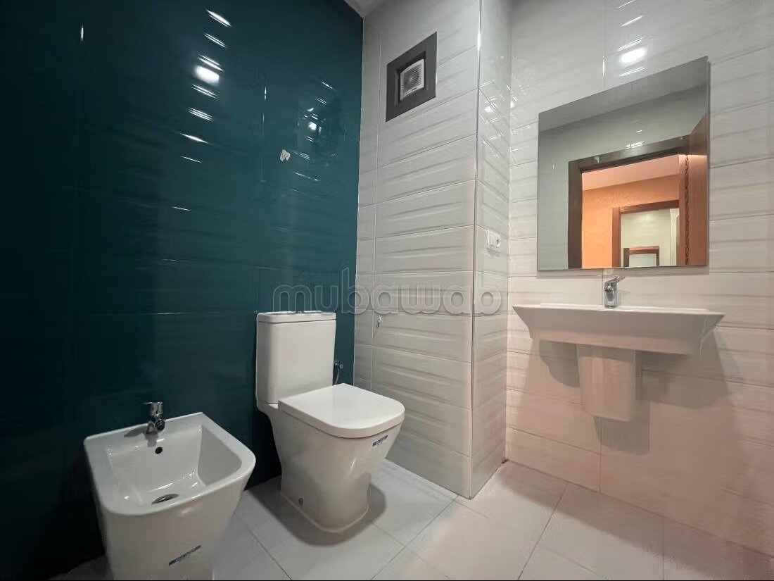شقة مفروشة 120 م² للإيجار في طنجة (بلاصة موتسارت) — Photo 25